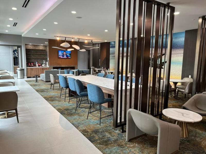 La Quinta Inn & Suites By Wyndham Manchester - Arnold Afb מראה חיצוני תמונה